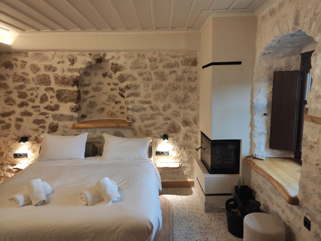 deluxe suite 2